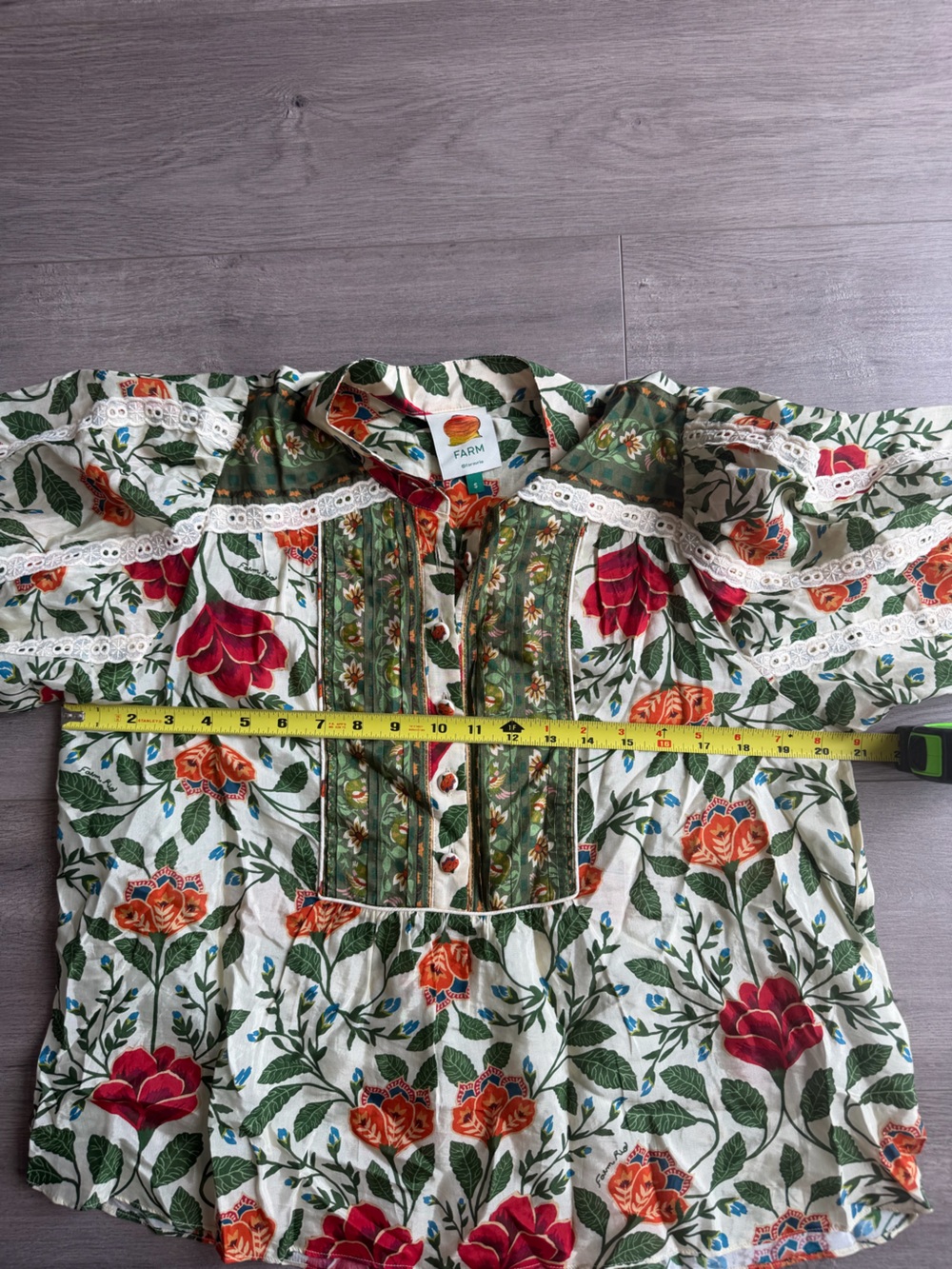 Farm Rio Garden Tapestry Sand Blouse - size small - Picture 2 of 7